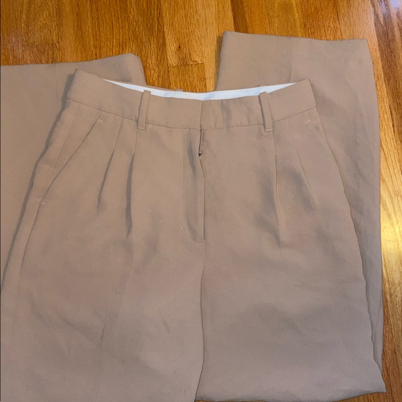 Aritzia Wilfred effortless pants - Picture 7 of 9